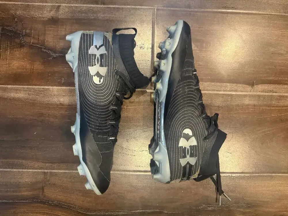Under Armour Spotlight MC Football Cleats